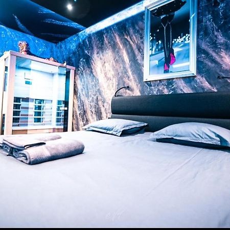 Spa De La Quarterelle Love Room 88 Vosges Remiremont Exterior photo