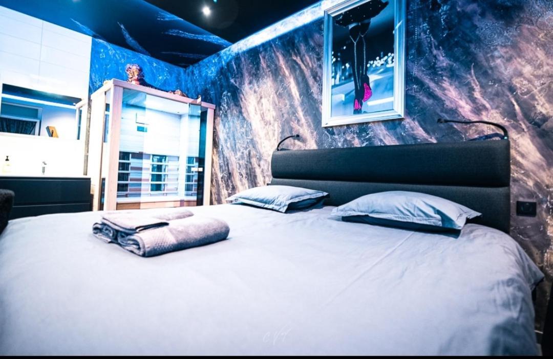 Spa De La Quarterelle Love Room 88 Vosges Remiremont Exterior photo